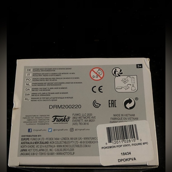 Pikachu Funko Pop - Picture 3 of 3